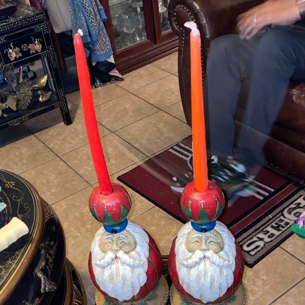 Festive Santa Candle Holders - Picture 2 of 7